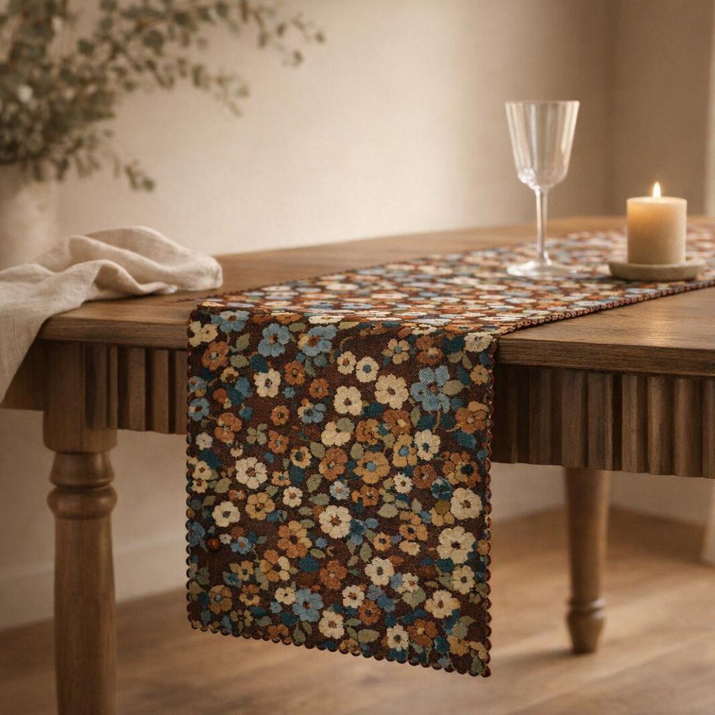 green-linen-table-runner