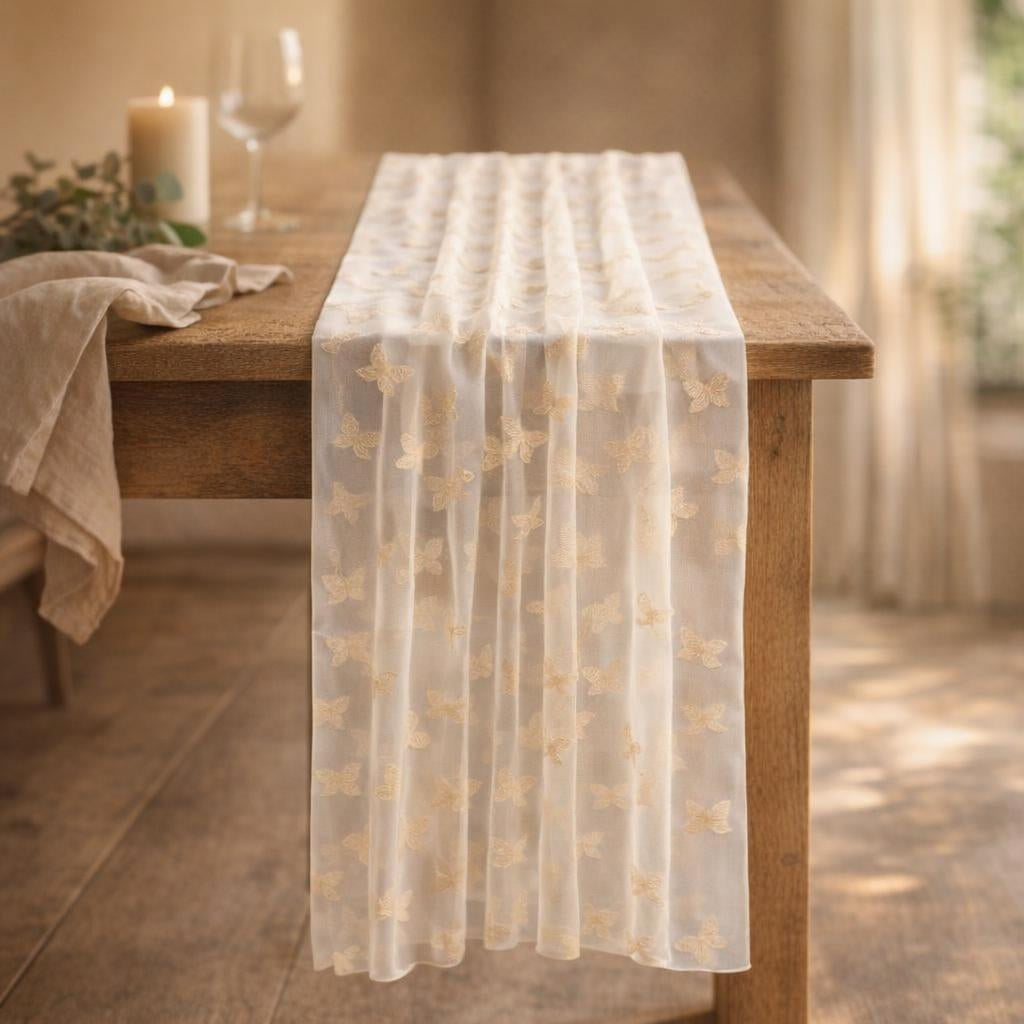 organza-table-runner