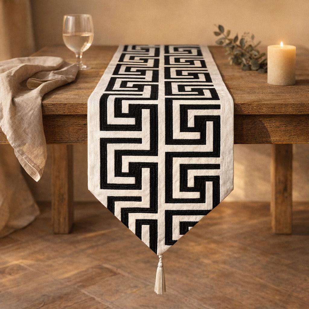 plaid-table-runner