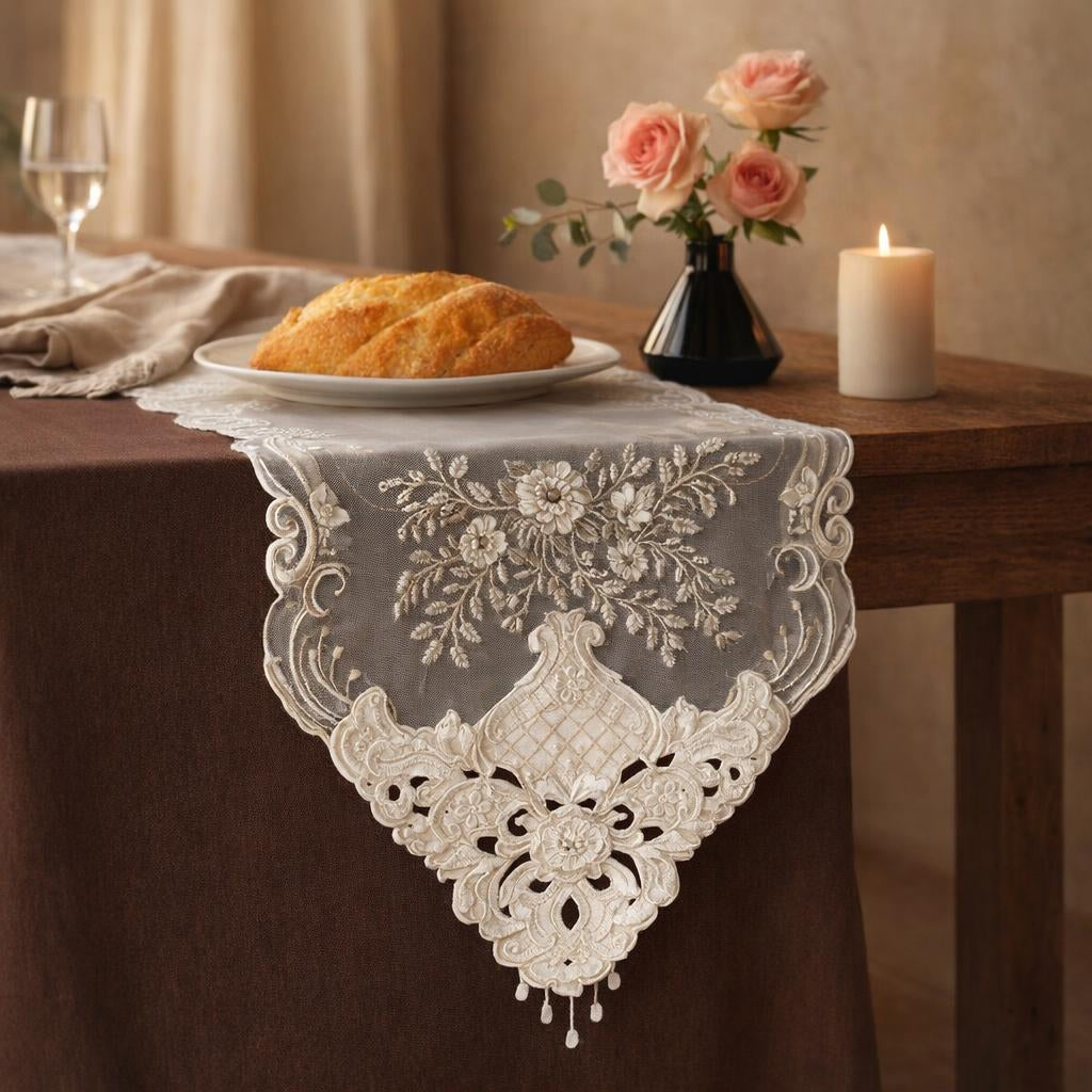 embroidery-table-runner-kits