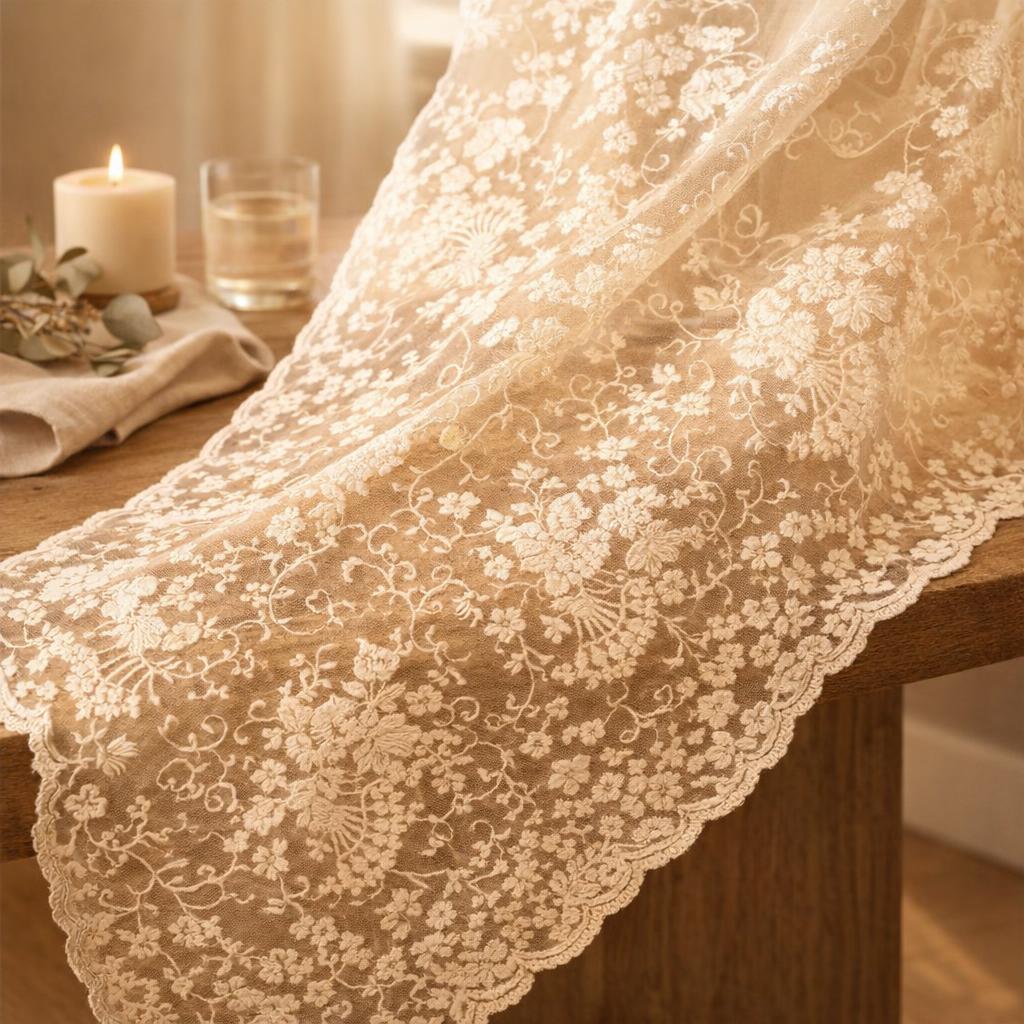 antique-lace-table-runner
