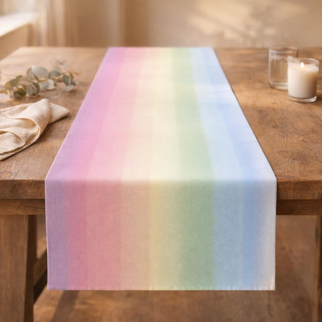 candy-cane-table-runner