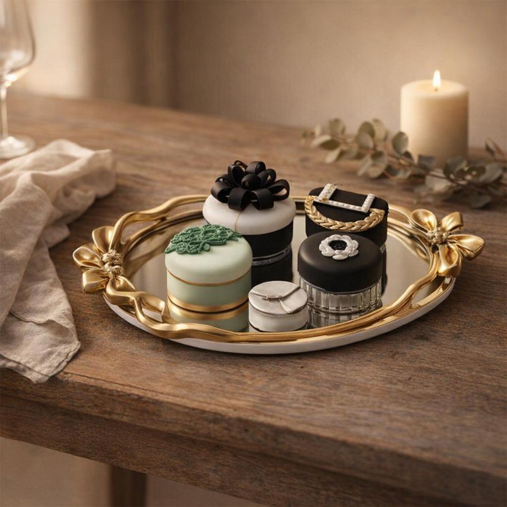 black-and-white-table-runner